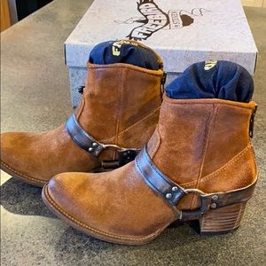 Freebird by Steven boots